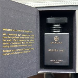 Oakcha Reborn Lust - Flowerbomb Dupe